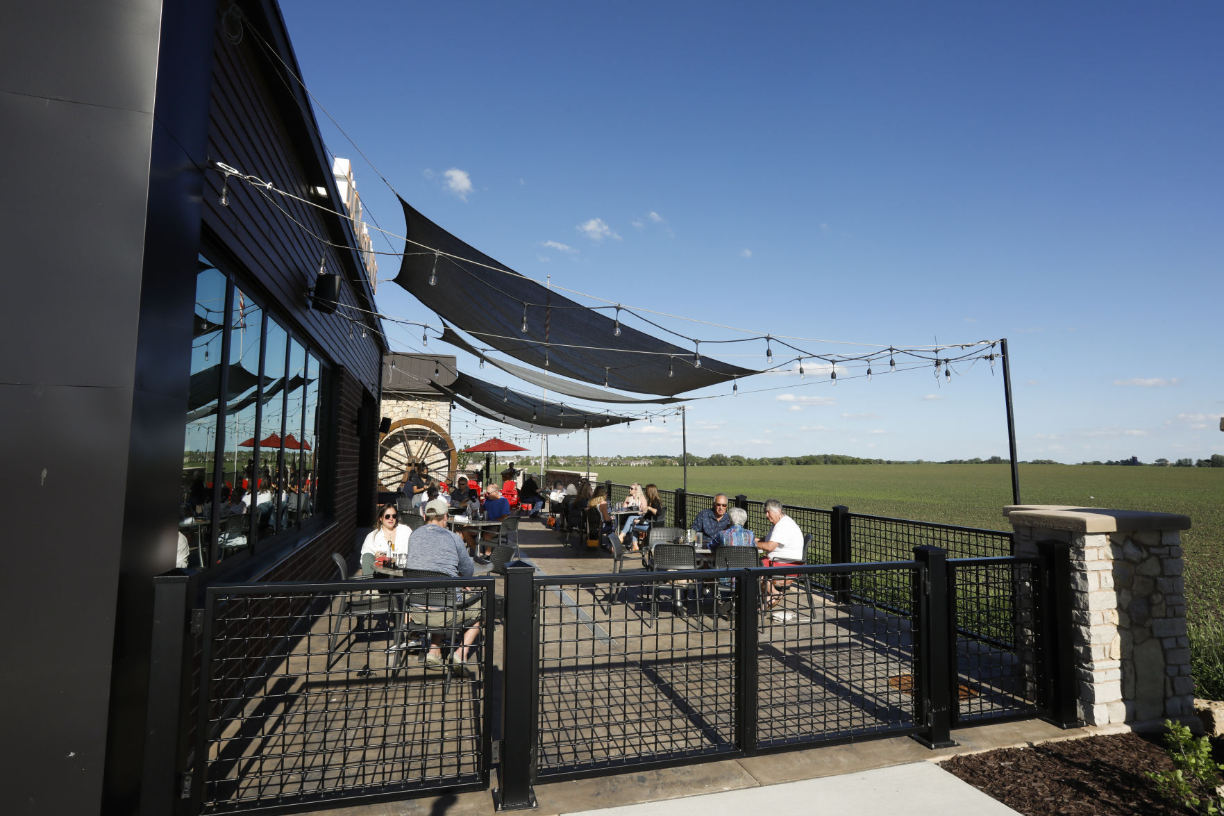 Buck & Honey’s Waunakee